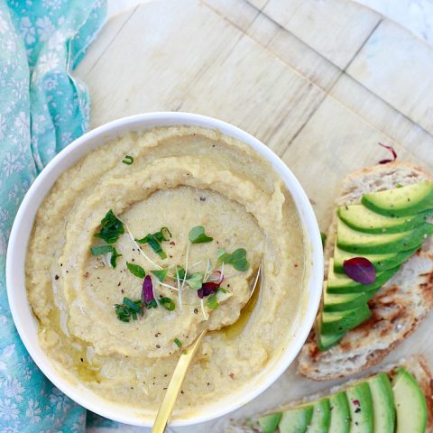 Easy Vegan Roasted Cauliflower and White Bean Soup