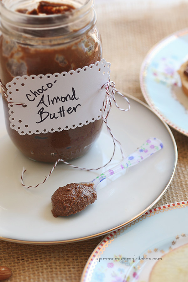 easy healthy homemade nutella recipe made with almonds