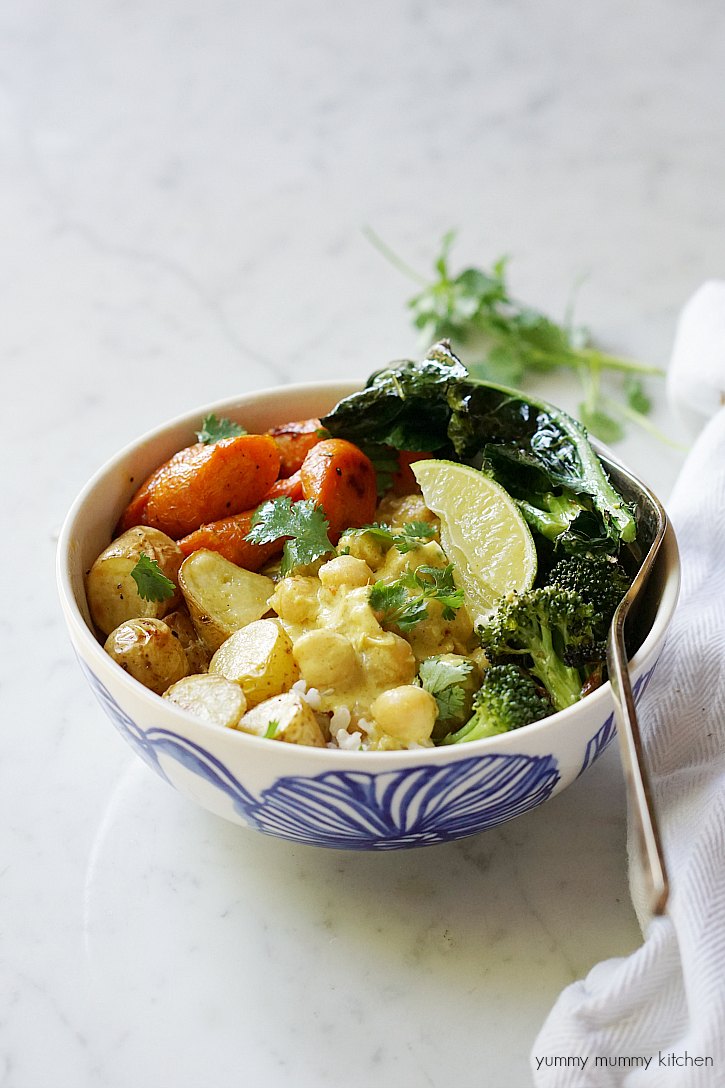 This delicious yellow curry bowl is filled with coconut milk, chickpeas, and vegetables. It makes an easy vegetarian curry dinner.