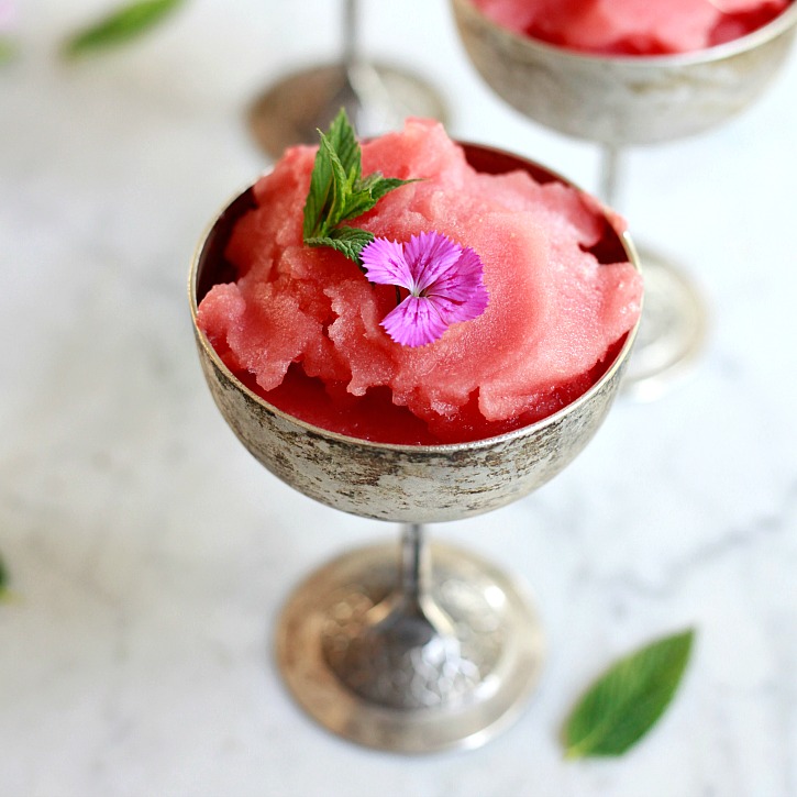 This beautiful watermelon frosé recipe is perfect for summer. 