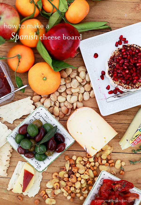 how to make a holiday cheese board