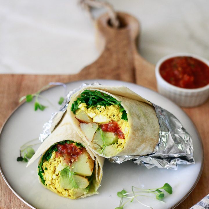 vegan breakfast burrito with tofu