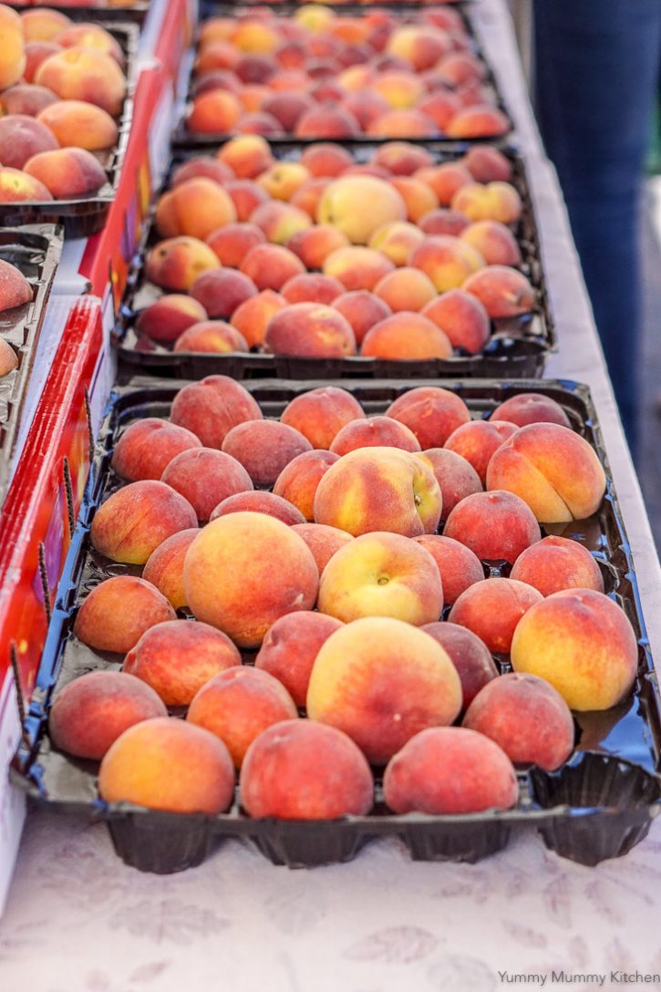 Rows of peaches at the Santa Barbara farmers market. 
