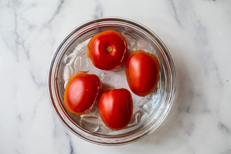 How to Peel Tomatoes Easily (Blanching Tomatoes) Blanching Tomatoes