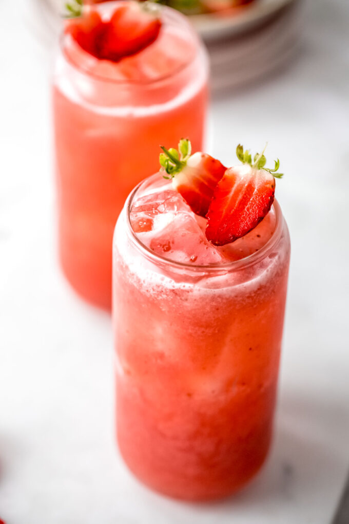 Strawberry Agua Fresca (agua de fresa)